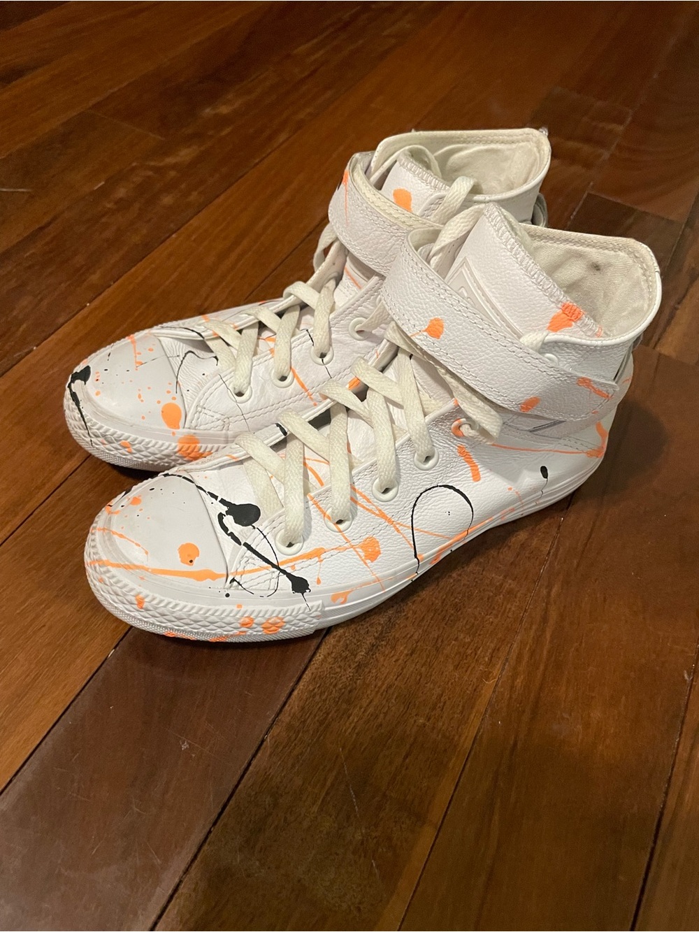 Converse leather Chuck Taylor paint splatter, size 7